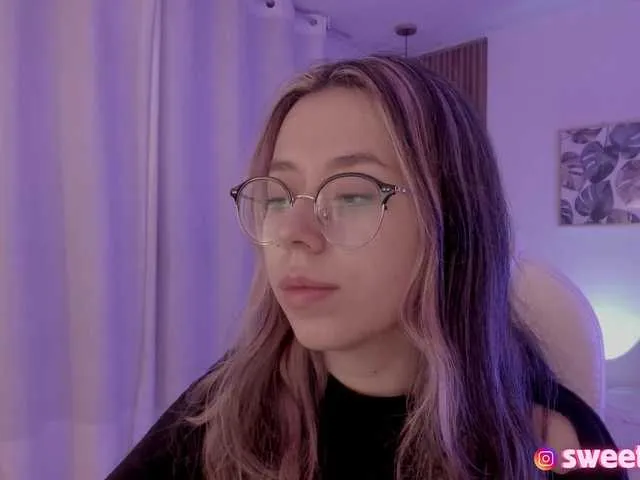 Live sex webcam photo for sweet-vera #291725927