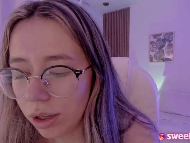 Live sex webcam photo for sweet-vera #291773520