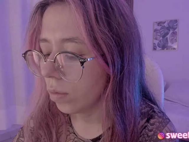 Live sex webcam photo for sweet-vera #291846751