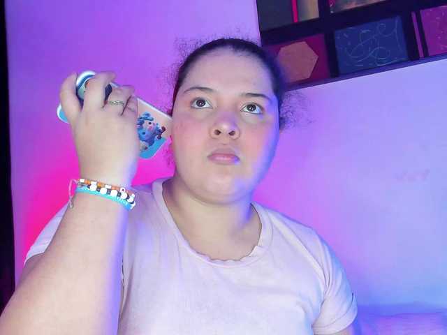 Live sex webcam photo for sweet-yelina #276421567