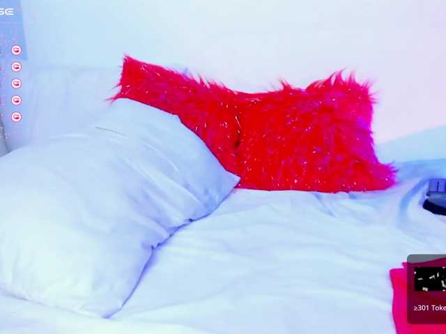 Live sex webcam photo for sweet-yelina #276478699