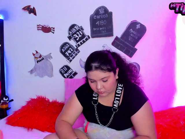 Live sex webcam photo for sweet-yelina #276638110