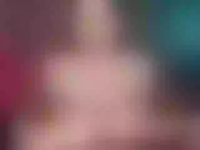 Live sex webcam photo for sweet131 #292003111
