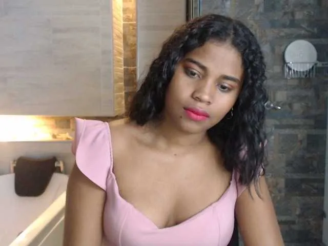Live sex webcam photo for sweetanabella #273706338