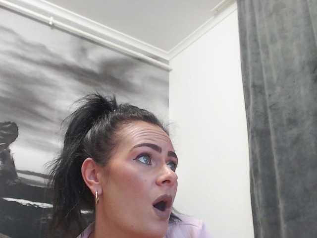 Live sex webcam photo for sweetandreea #276351099