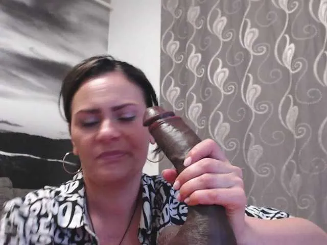 Live sex webcam photo for sweetandreea #290962075