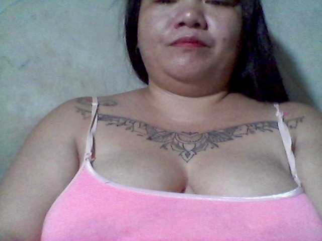 Live sex webcam photo for sweetasian33 #291464538