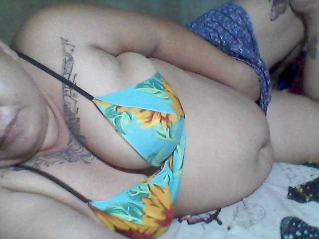 Live sex webcam photo for sweetasian33 #291589658