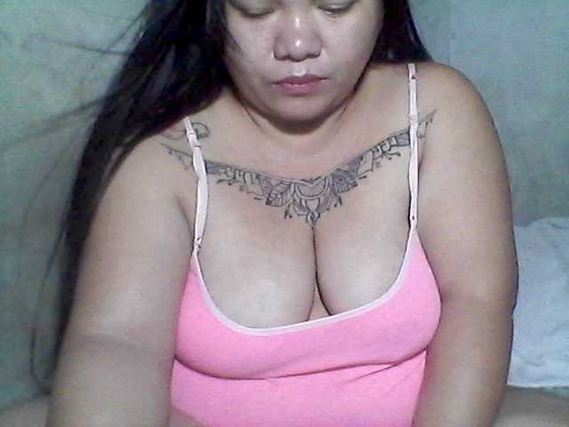 Live sex webcam photo for sweetasian33 #291683913