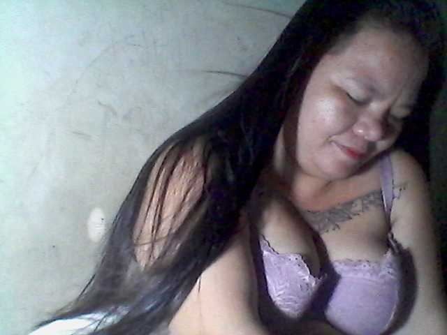 Live sex webcam photo for sweetasian33 #291719085