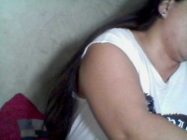 Live sex webcam photo for sweetasian33 #292081093