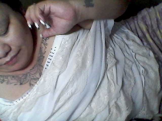 Live sex webcam photo for sweetasian33 #292224621