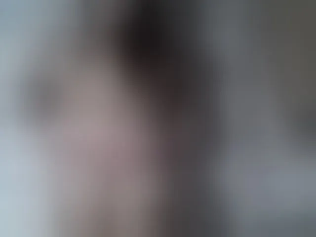 Live sex webcam photo for sweetasian33 #293342063