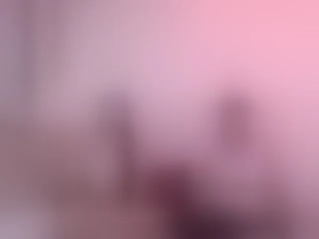 Live sex webcam photo for sweetauracouple #293779682