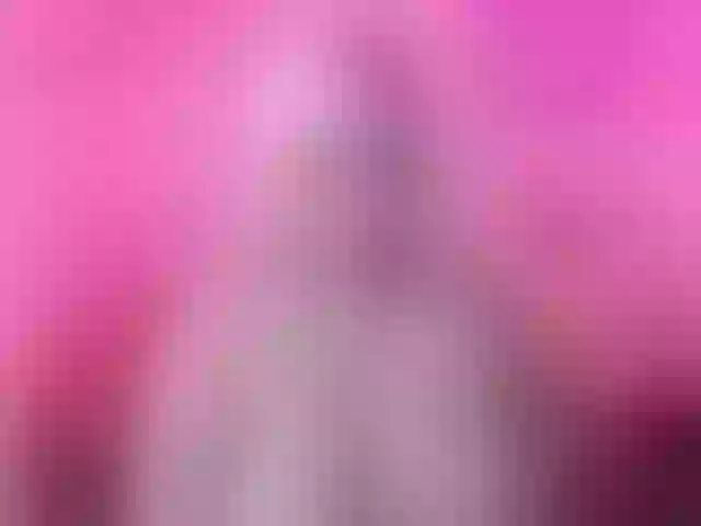 Live sex webcam photo for sweetbambi-23 #274099310