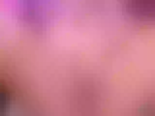 Live sex webcam photo for sweetbambi-23 #277105393
