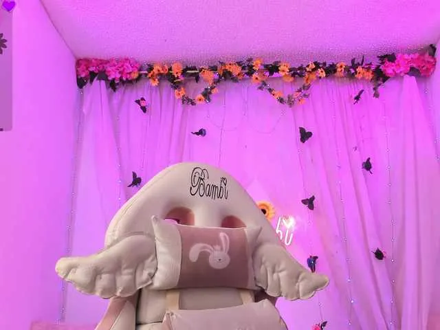 Live sex webcam photo for sweetbambi-23 #291430488