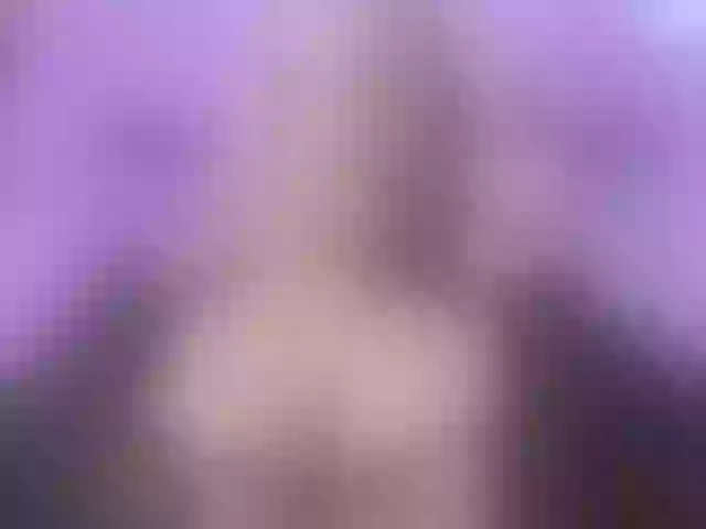Live sex webcam photo for sweetbambi-23 #291738523