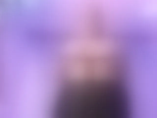 Live sex webcam photo for sweetbambi-23 #293470240