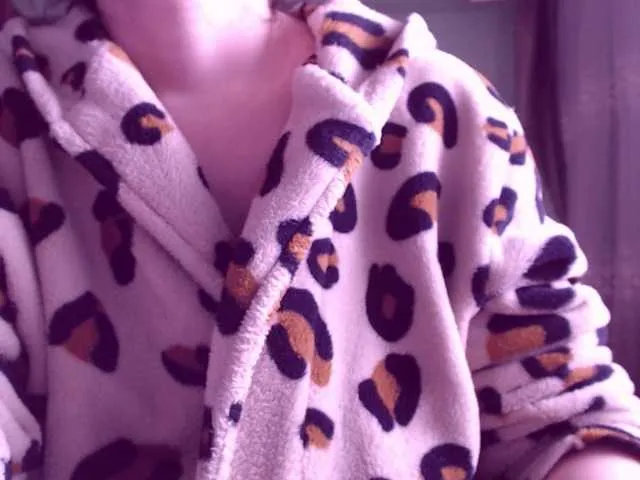 Live sex webcam photo for sweetbrunete #272240133