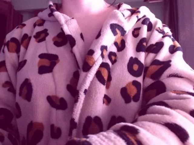 Live sex webcam photo for sweetbrunete #272874253