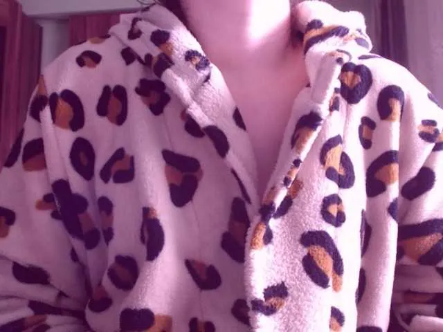 Live sex webcam photo for sweetbrunete #273001528