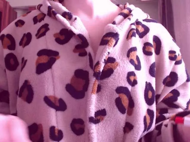 Live sex webcam photo for sweetbrunete #273083854