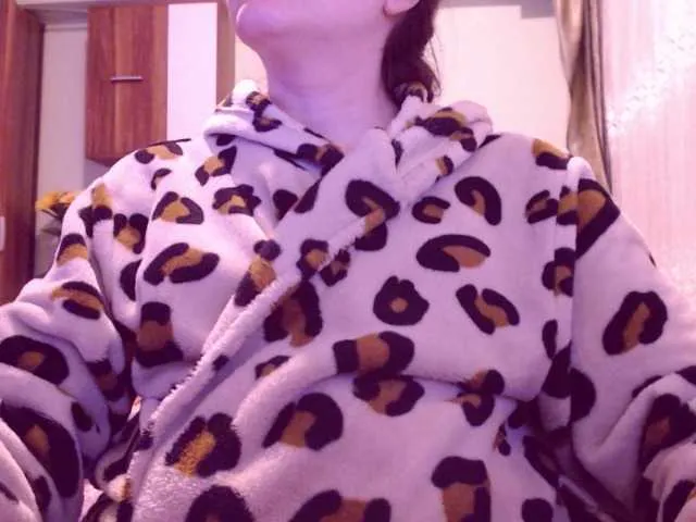 Live sex webcam photo for sweetbrunete #273221687