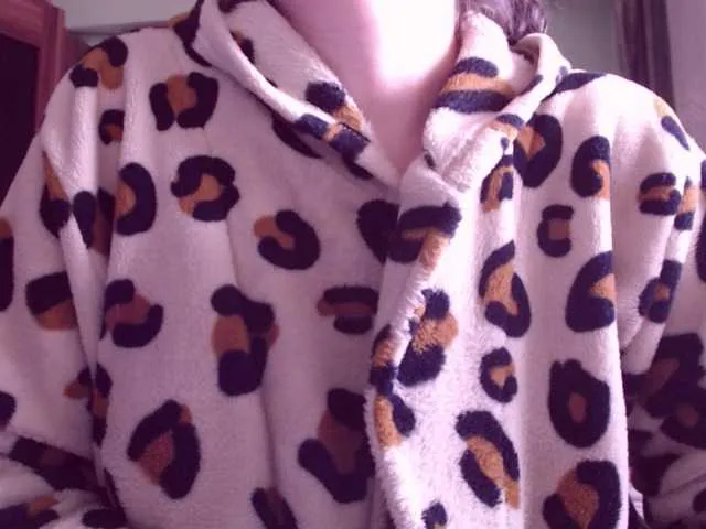 Live sex webcam photo for sweetbrunete #273282803