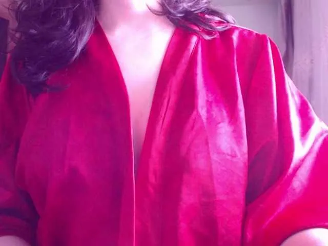 Live sex webcam photo for sweetbrunete #273424972