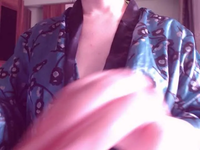 Live sex webcam photo for sweetbrunete #273750461