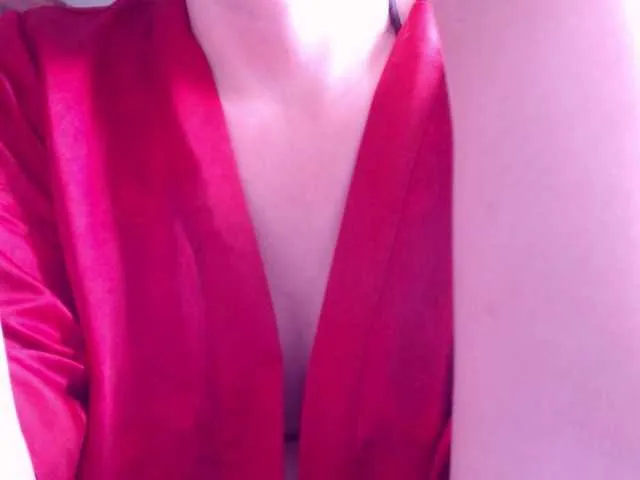 Live sex webcam photo for sweetbrunete #273785857