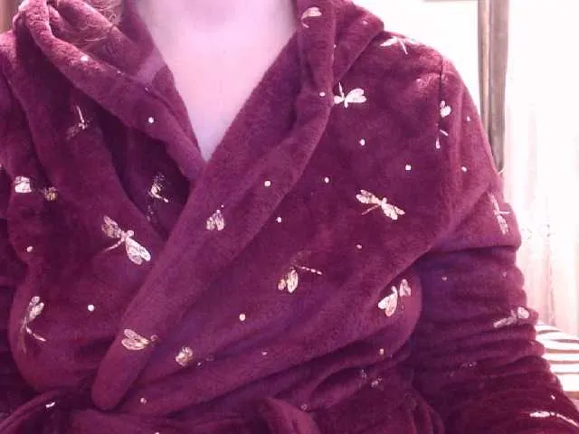 Live sex webcam photo for sweetbrunete #276550791