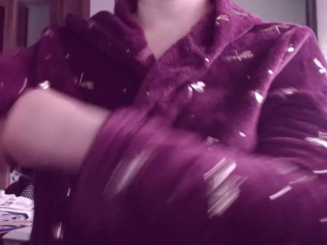 Live sex webcam photo for sweetbrunete #276610797