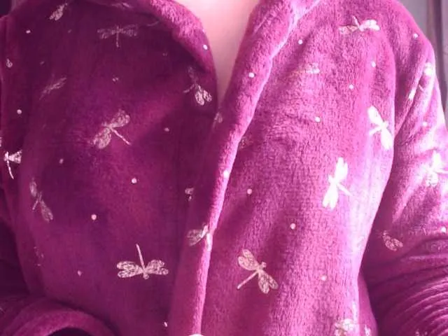 Live sex webcam photo for sweetbrunete #276940206