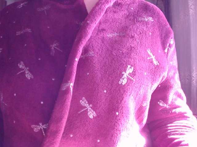 Live sex webcam photo for sweetbrunete #277618569