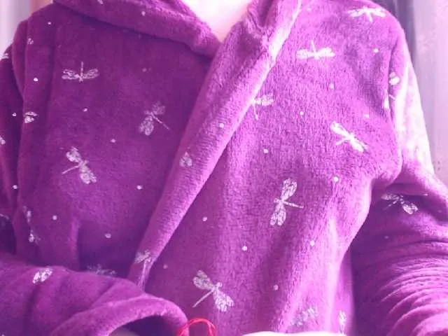 Live sex webcam photo for sweetbrunete #277703661