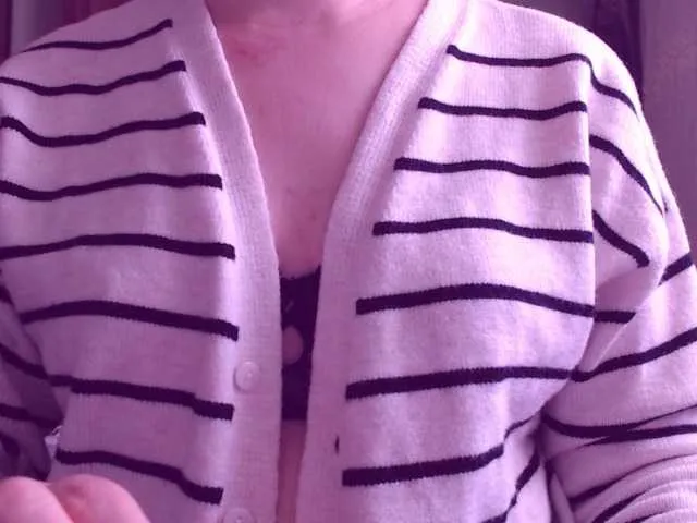 Live sex webcam photo for sweetbrunete #277842995