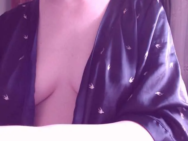 Live sex webcam photo for sweetbrunete #278145022