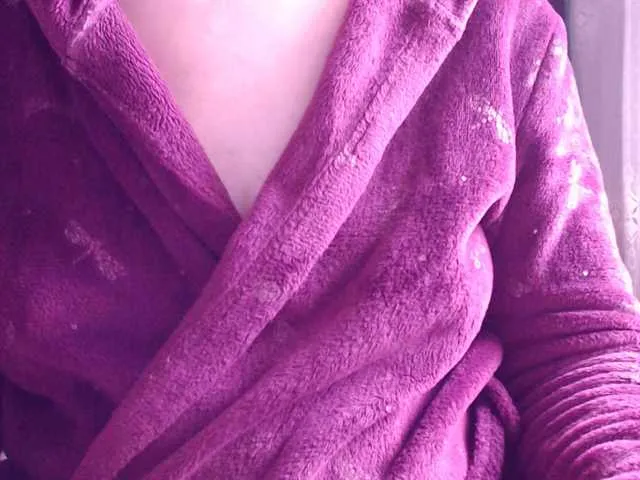 Live sex webcam photo for sweetbrunete #290812637