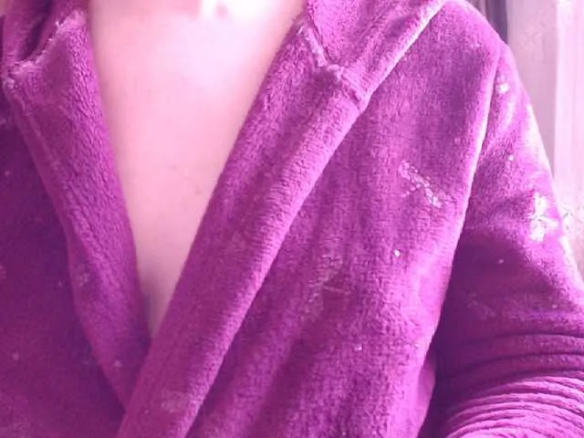 Live sex webcam photo for sweetbrunete #290820034