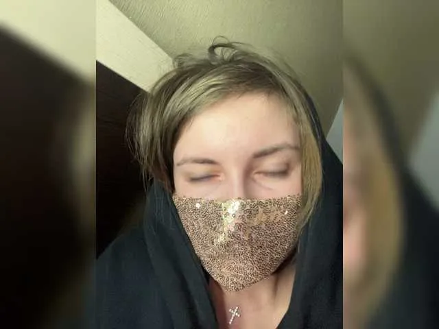 Live sex webcam photo for sweetbun1 #272442863