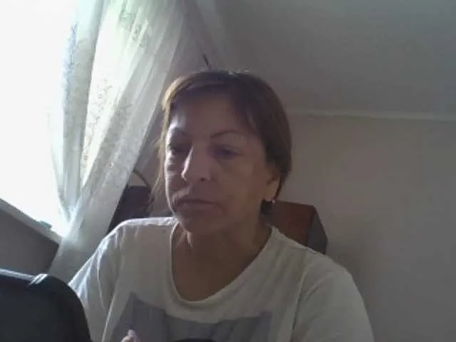 Live sex webcam photo for sweetcandy1 #291119361