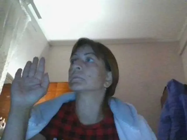 Live sex webcam photo for sweetcandy1 #291132745