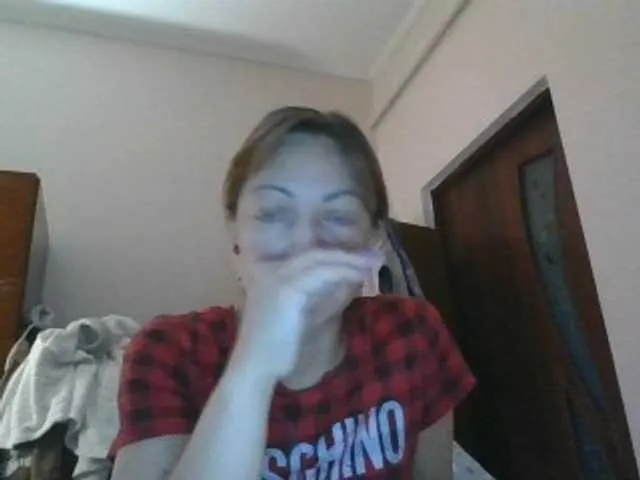 Live sex webcam photo for sweetcandy1 #291280776