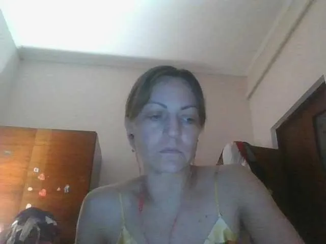 Live sex webcam photo for sweetcandy1 #291558328