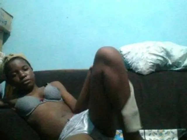 Live sex webcam photo for sweetchic #290642932