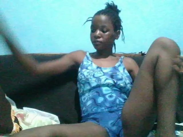 Live sex webcam photo for sweetchic #290677840