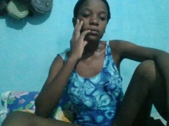 Live sex webcam photo for sweetchic #290855130