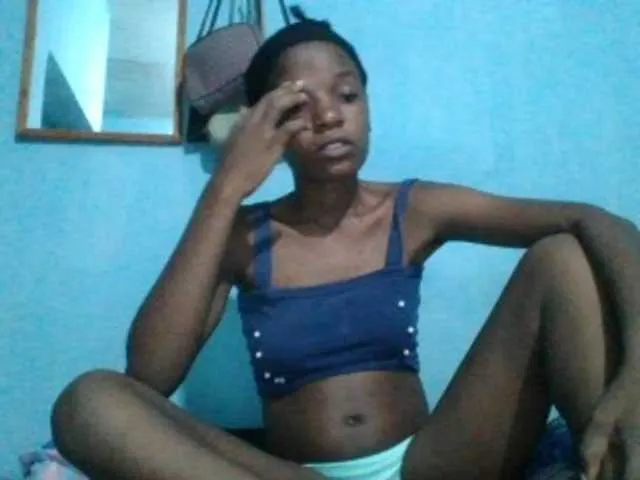 Live sex webcam photo for sweetchic #290872665